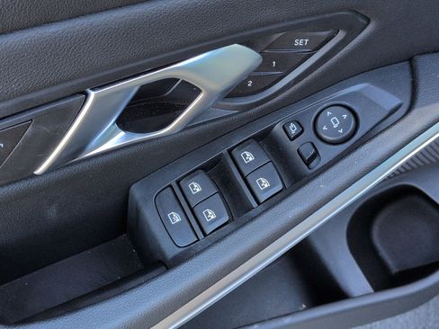 Certified 2024 BMW 330i Sedan w/ Convenience Package image 15