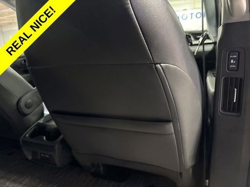 Used 2023 Honda Odyssey EX-L image 36