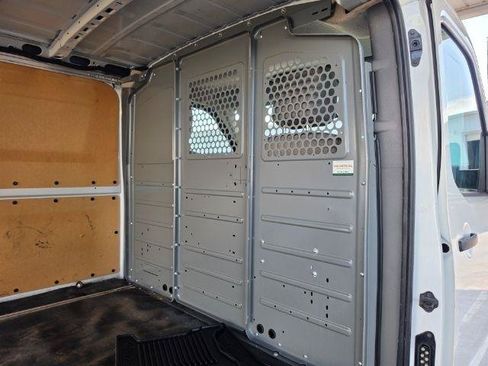 Used 2020 Nissan NV 2500 SV RWD image 30