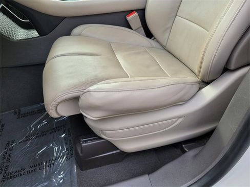 Certified 2022 Lincoln Aviator Reserve image 17