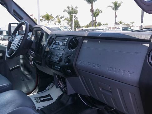 Used 2015 Ford F250 XL RWD image 12