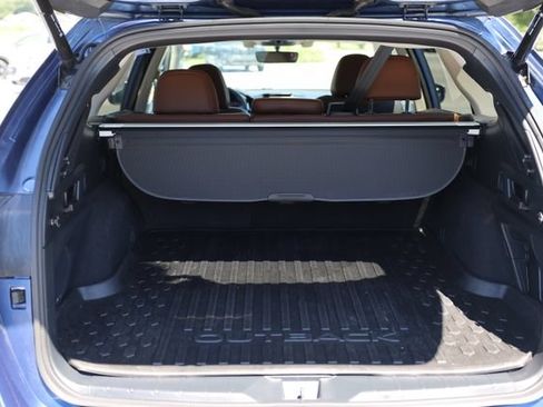 Certified 2022 Subaru Outback Touring XT AWD/4WD image 10