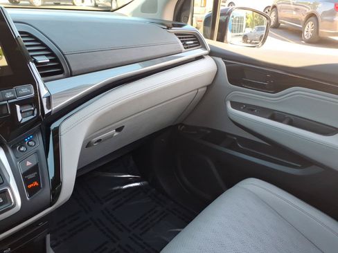 Used 2024 Honda Odyssey Elite image 23