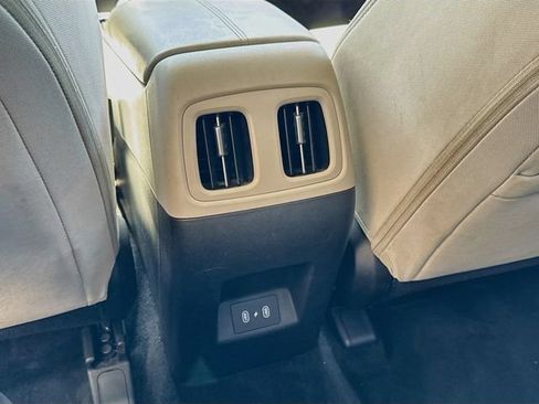 Used 2025 Hyundai Tucson SEL FWD image 24