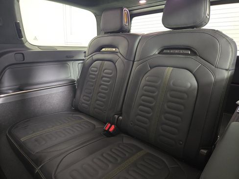 Used 2024 Rivian R1S Adventure AWD/4WD image 22