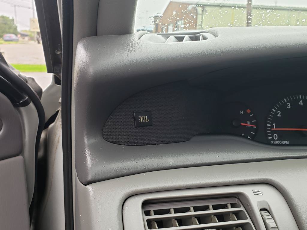 Used 2003 Toyota Avalon XLS FWD image 18