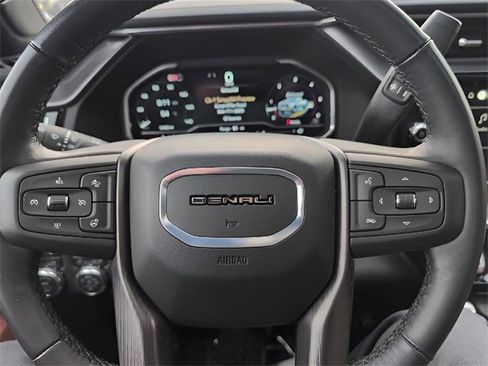 Used 2024 GMC Sierra 3500 Denali Ultimate image 17