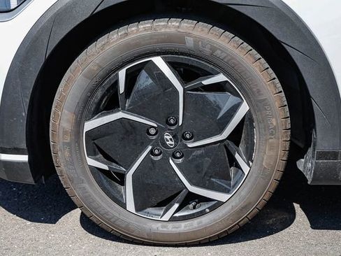 Used 2024 Hyundai Ioniq 5 SEL image 11