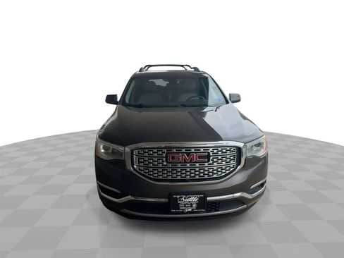 Certified 2019 GMC Acadia Denali w/ Technology Package AWD/4WD image 3