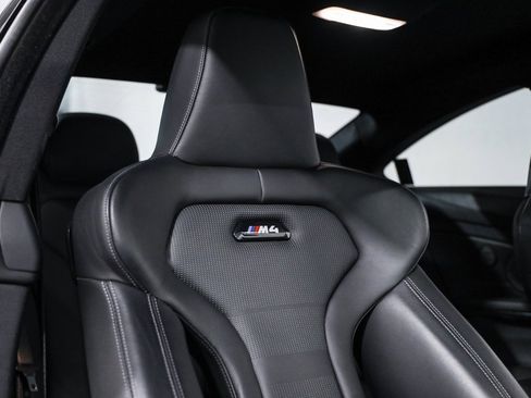Used 2019 BMW M4 Coupe w/ Competition Package image 32