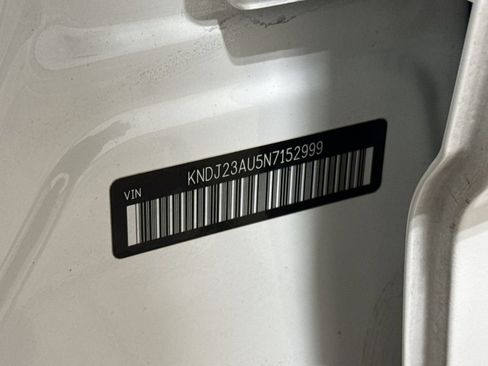 Used 2022 Kia Soul LX FWD image 27
