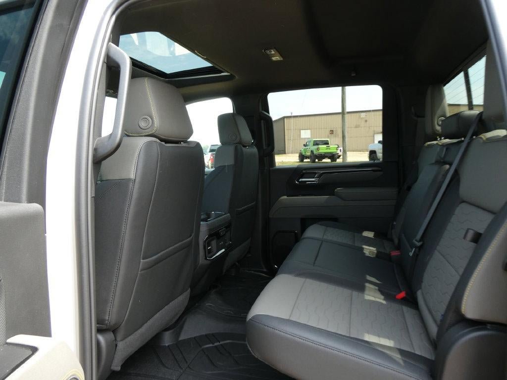New 2026 Chevrolet Colorado Trail Boss AWD/4WD image 25