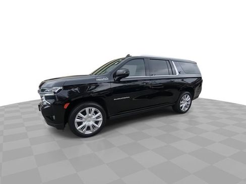 Certified 2023 Chevrolet Suburban High Country w/ Premium Package 2 image 4