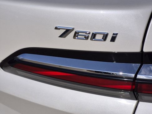 Certified 2023 BMW 760i xDrive w/ Parking Assistance Package image 8