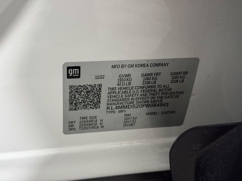 Used 2023 Buick Encore GX Select FWD image 31