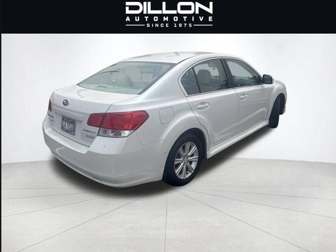 Used 2011 Subaru Legacy 2.5i Premium w/ All-Weather Pkg AWD/4WD image 5