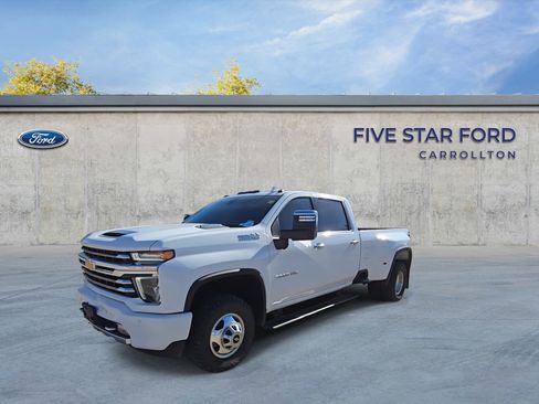 Used 2021 Chevrolet Silverado 3500 High Country w/ Technology Package image 5