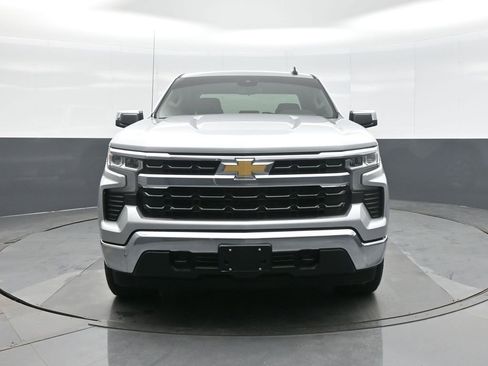 Used 2022 Chevrolet Silverado 1500 LT image 2