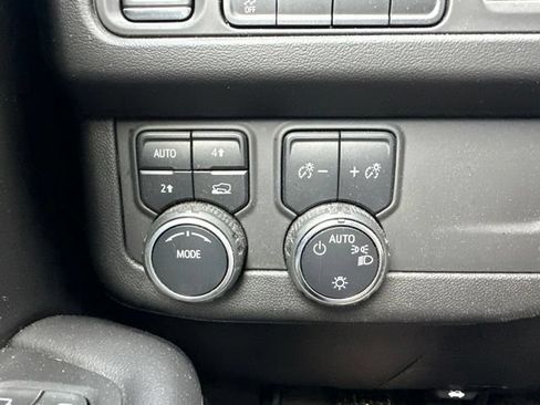 Used 2023 Chevrolet Tahoe LT AWD/4WD image 46