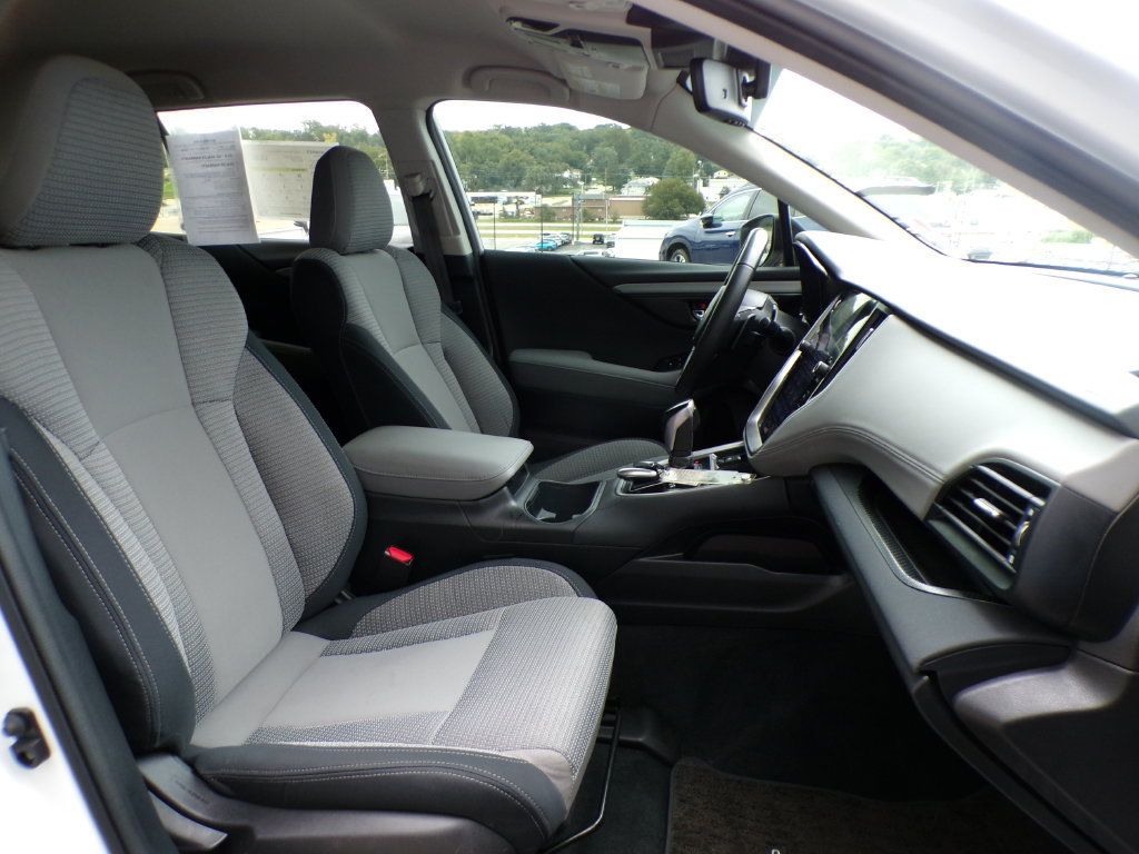 Used 2024 Subaru Outback Premium AWD/4WD image 15