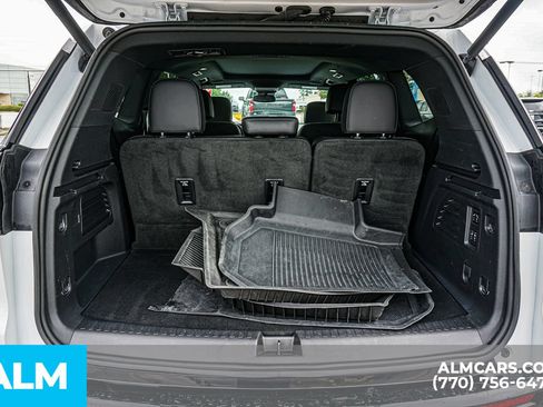 Used 2024 GMC Acadia Denali w/ LPO, Floor Liner Package AWD/4WD image 28
