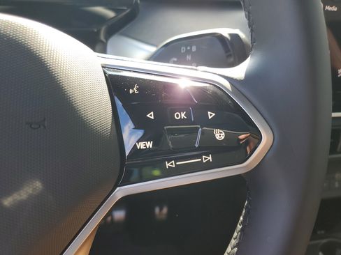 New 2025 Volkswagen ID. Buzz Pro S Plus image 20