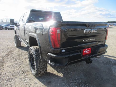New 2026 GMC Sierra 2500 Denali Ultimate image 11