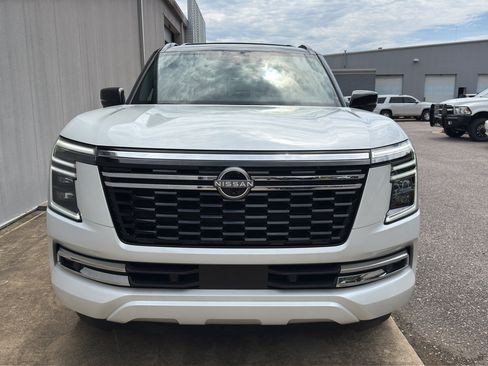 Certified 2025 Nissan Armada Platinum Reserve AWD/4WD image 6