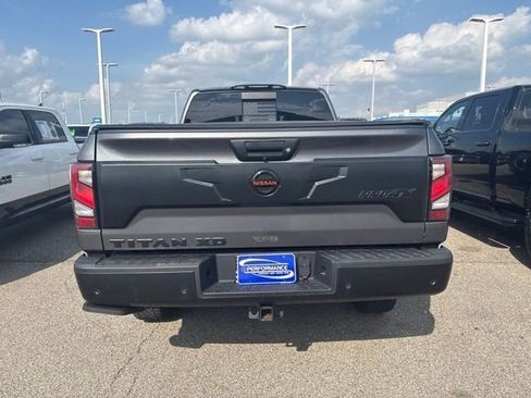 Used 2021 Nissan Titan PRO-4X w/ Pro-4x Convenience Package AWD/4WD image 6
