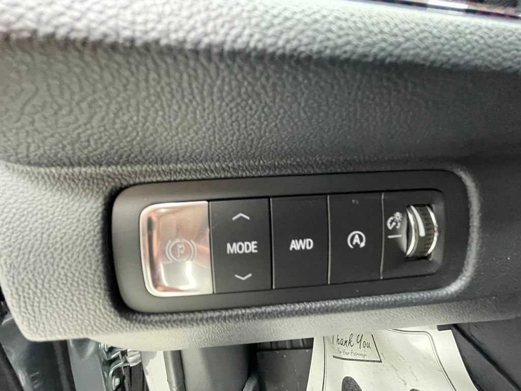 New 2026 Chevrolet Traverse RS w/ LPO, Floor Liner Package AWD/4WD image 19