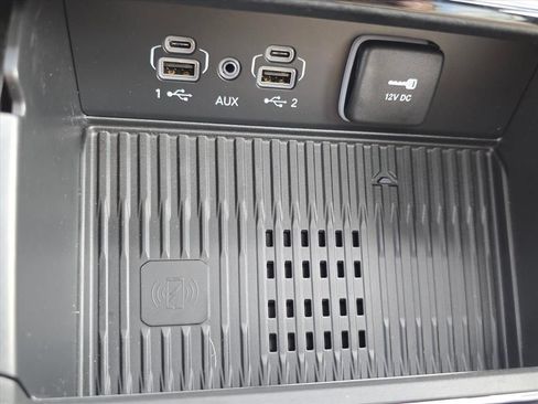 New 2026 Jeep Grand Cherokee L Limited AWD/4WD image 9