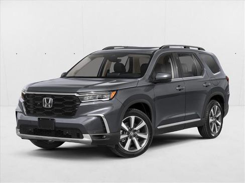 Used 2025 Honda Pilot Touring image 1