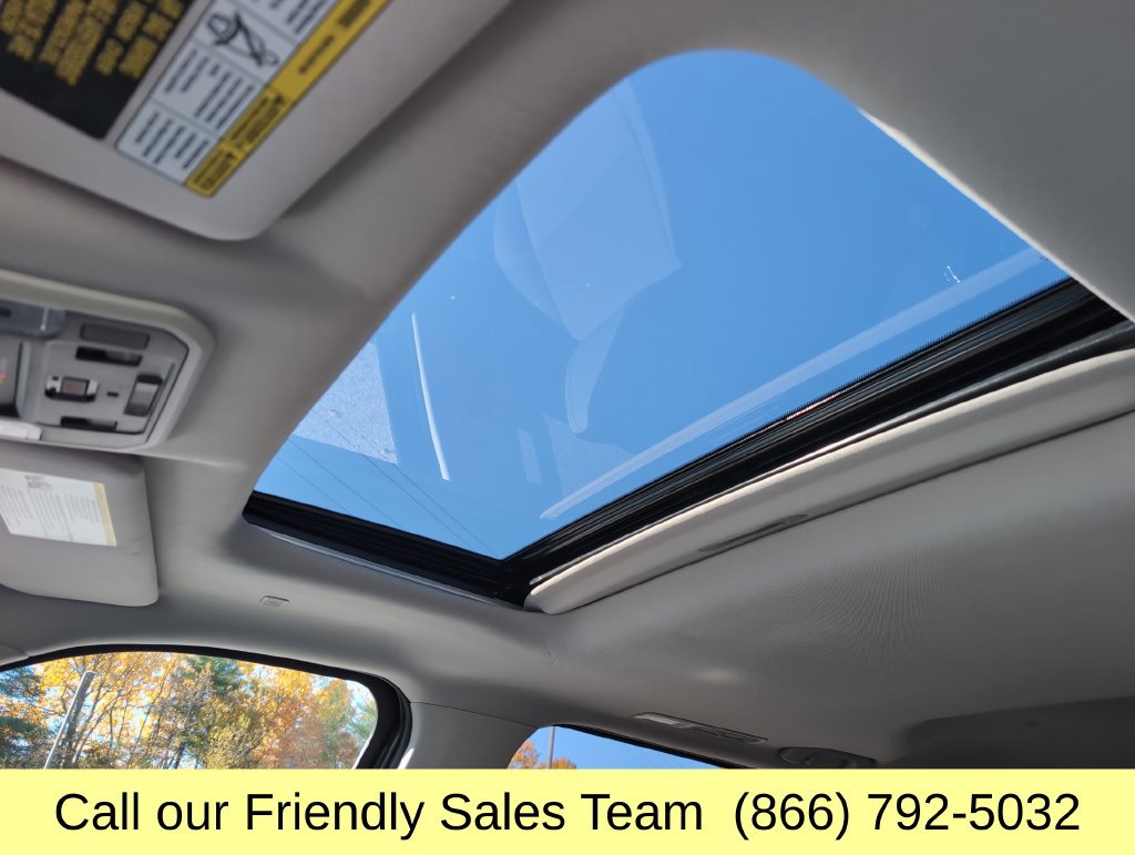Used 2024 Toyota Sequoia SR5 w/ TRD Off-Road Package AWD/4WD image 22