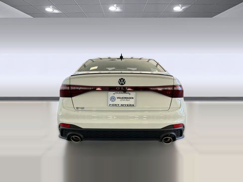 New 2026 Volkswagen Jetta GLI Autobahn FWD image 10