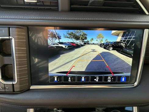 Certified 2022 GMC Yukon Denali image 24