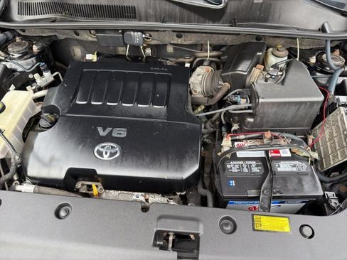 Used 2012 Toyota RAV4 Sport w/ Appearance Pkg AWD/4WD image 20