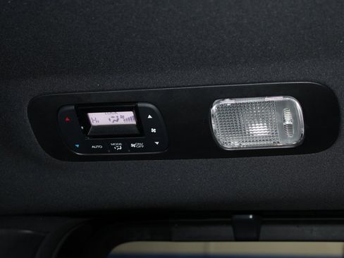 Used 2023 Honda Odyssey Sport image 19