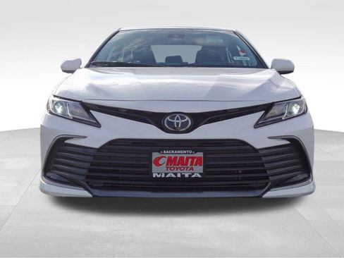 Used 2023 Toyota Camry LE image 9