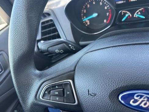 Used 2017 Ford Escape S image 23