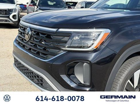 New 2026 Volkswagen Atlas Cross Sport SEL AWD/4WD image 13