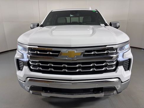 Used 2026 Chevrolet Silverado 1500 LTZ w/ Z71 Off-Road Package AWD/4WD image 3