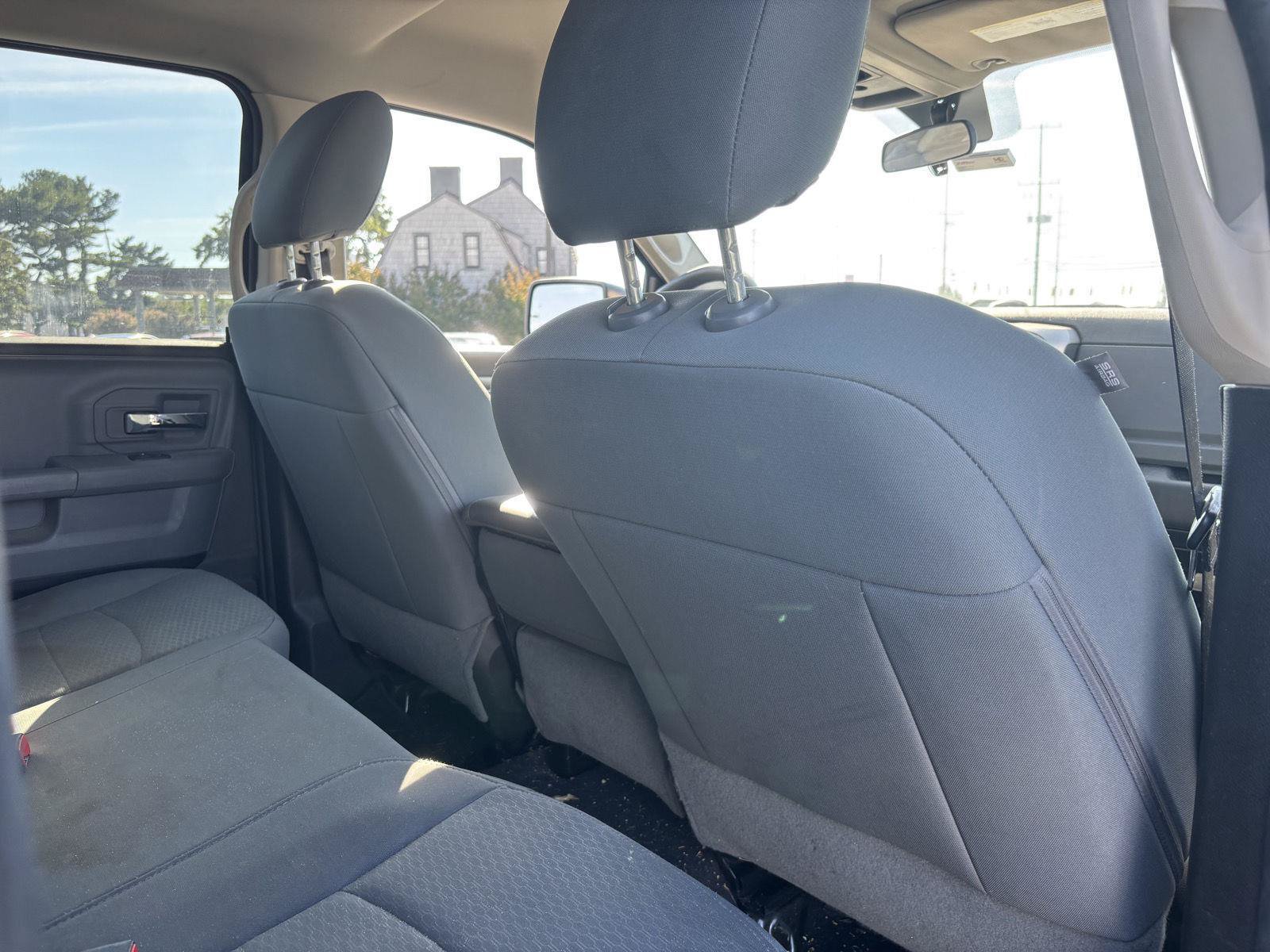 Used 2017 RAM 1500 Classic SLT AWD/4WD image 15