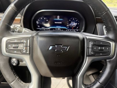 Used 2023 Chevrolet Suburban Premier AWD/4WD image 13
