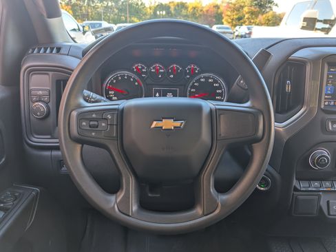 Used 2024 Chevrolet Silverado 1500 Custom image 23