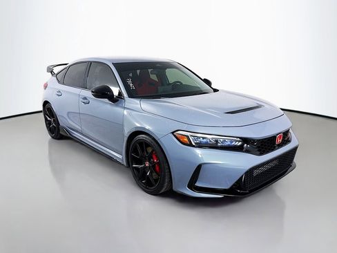 Used 2023 Honda Civic Type R image 1