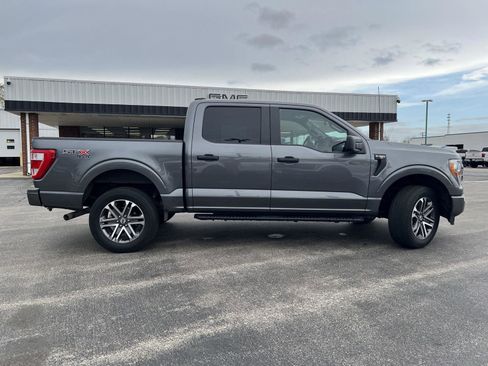 Used 2022 Ford F150 XL w/ STX Appearance Package image 4
