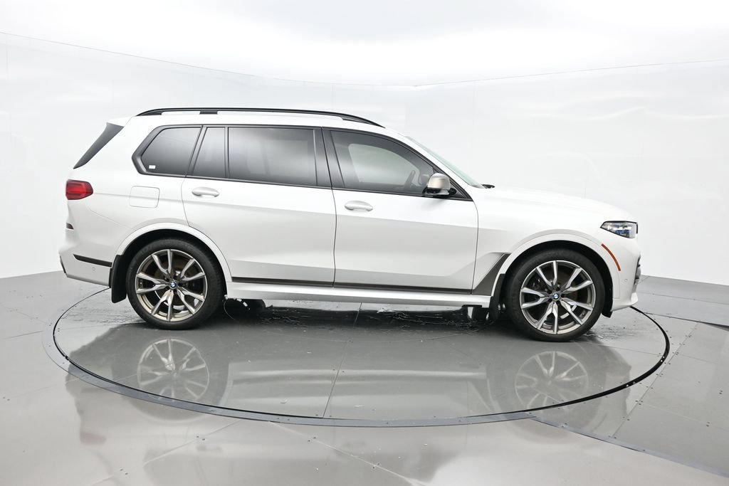 Used 2021 BMW X7 M50i w/ Dynamic Handling Package AWD/4WD image 7