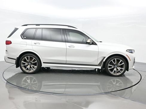 Used 2021 BMW X7 M50i w/ Dynamic Handling Package AWD/4WD image 7
