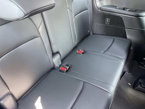 New 2026 Nissan Pathfinder SL AWD/4WD image 18