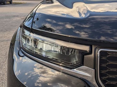 New 2025 Jeep Grand Cherokee L Laredo w/ Luxury Tech Group I RWD image 8